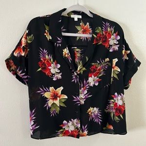 Abound Hawaiin shirt size M